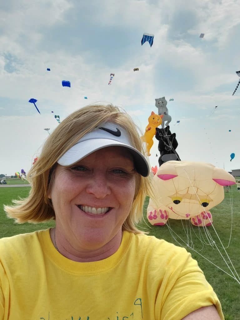 Portrait of Vicky Douglas for #BojiKites in Okoboji, IA.